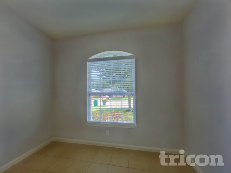 Building Photo - 7526 Fettle Ln