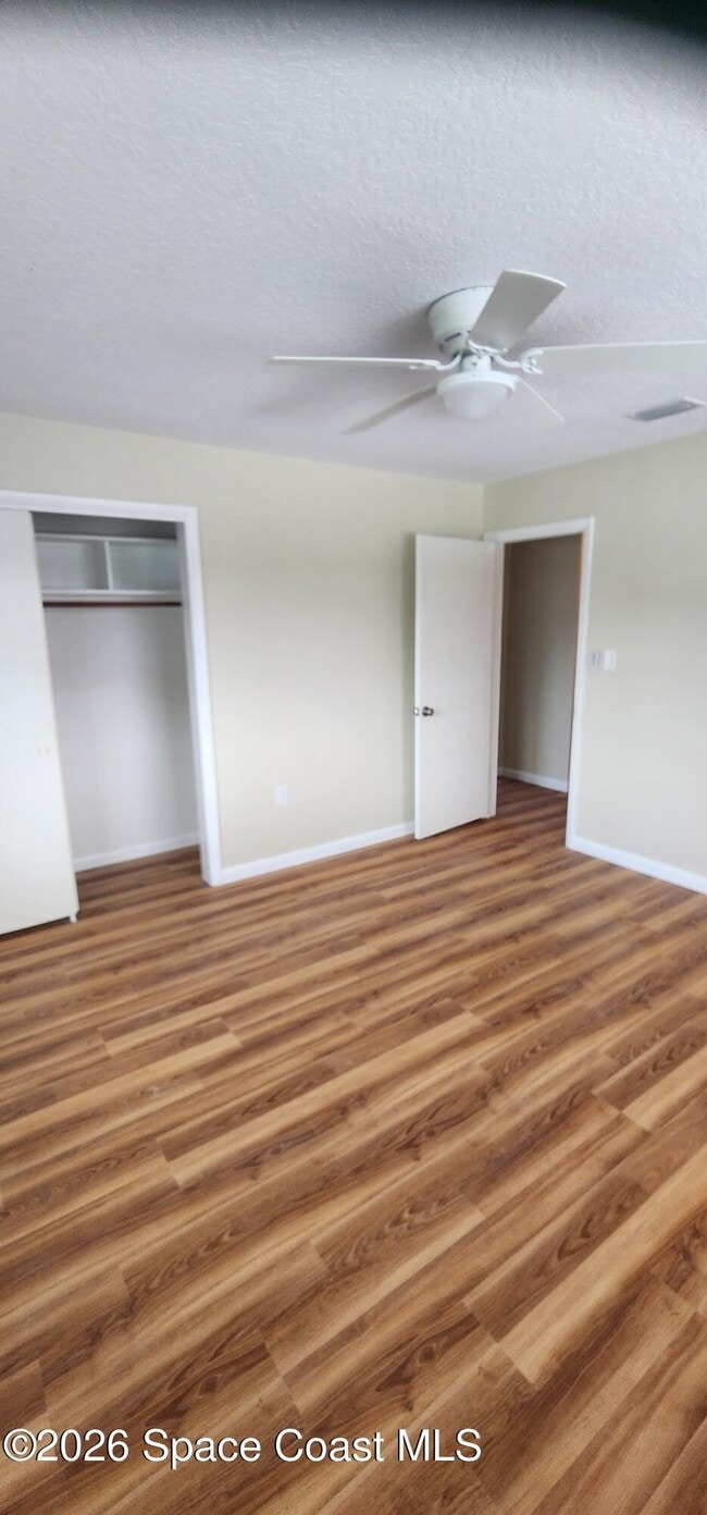Building Photo - 332 Polaris Dr