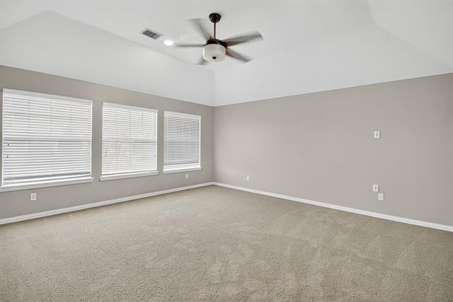 Building Photo - 1604 Wagon Wheel Dr