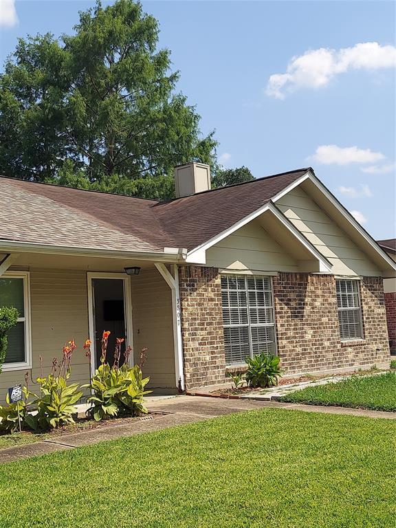Primary Photo - 3807 Quiet Pl Dr