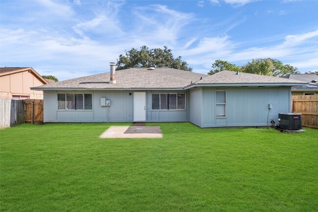 Building Photo - 1843 Ripple Creek Dr