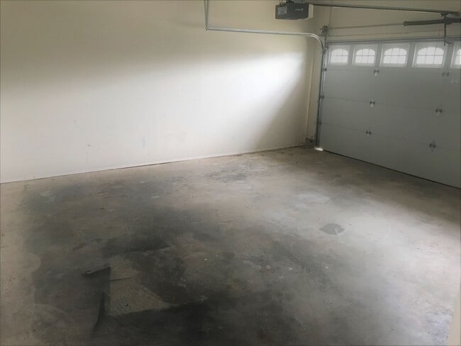 Building Photo - 305 Carmel Valley Way
