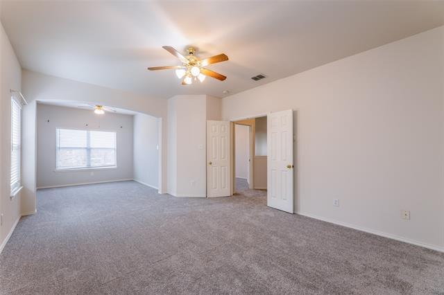Building Photo - 8417 Robertson Dr