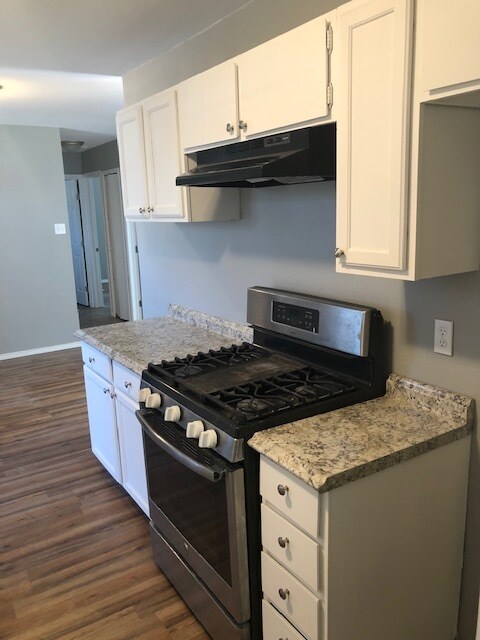 Building Photo - 6223 Wild Valley Dr