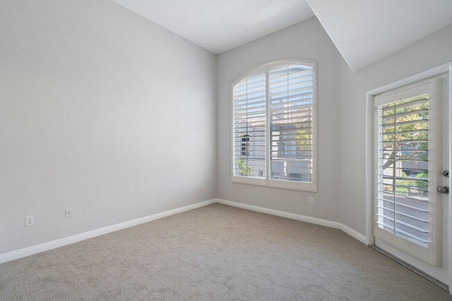 Building Photo - 7 Windchime