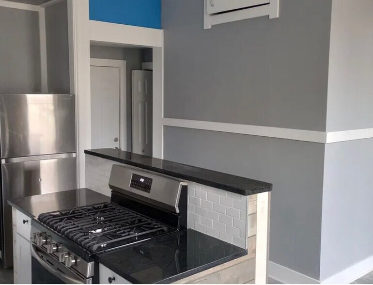 Building Photo - 3801 Whitman Ave