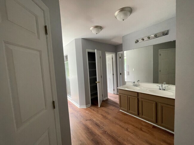 Building Photo - Room in House on Newfoundland Ct