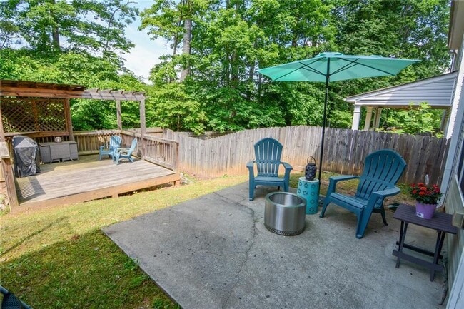 Building Photo - 4918 McEver View Dr