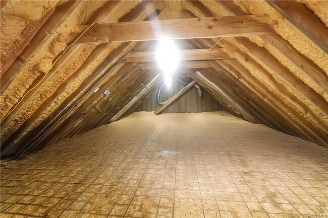 Building Photo - 29 Arbor Glen