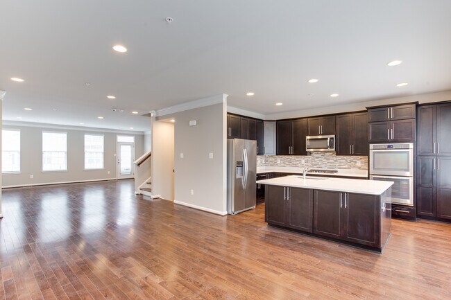 Building Photo - 4216 WOODSPRING Ln