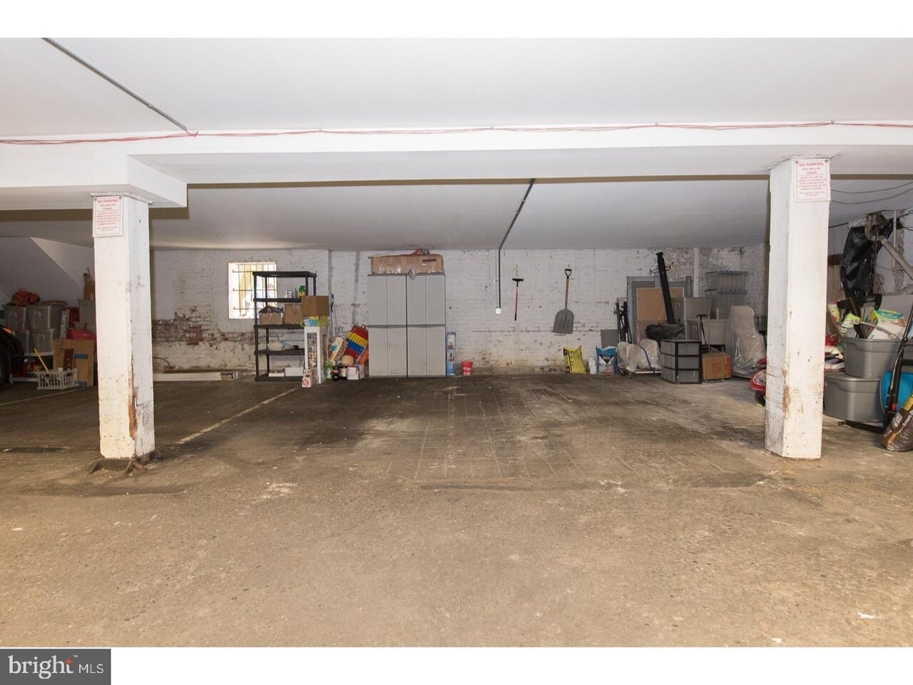 garage interior - 2311 South St