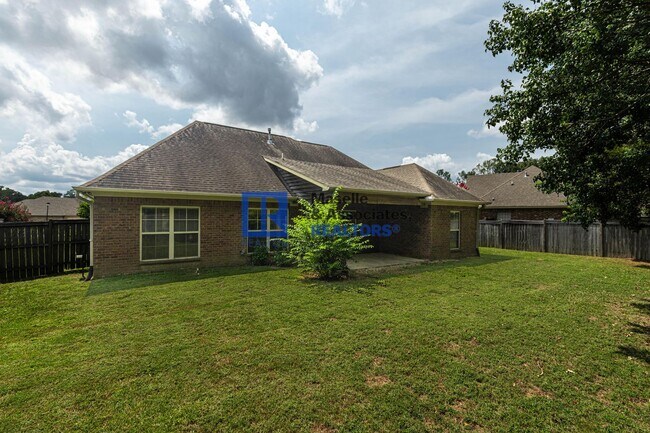 Building Photo - 4 Bed/2 Bath Home in Stillhouse Creek in M...