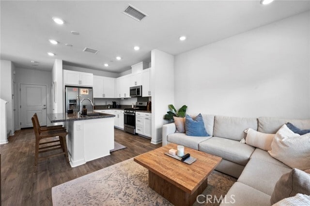 Building Photo - 3959 Lavine Wy
