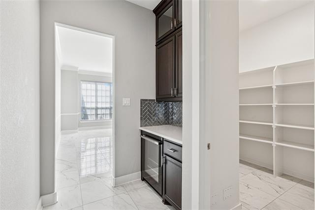 Building Photo - 916 Savannah Trl