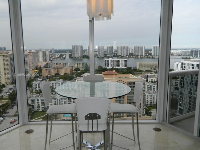 Building Photo - 17555 Collins Ave