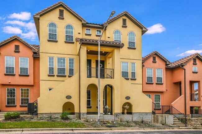 Primary Photo - 11921 Terraza Cir