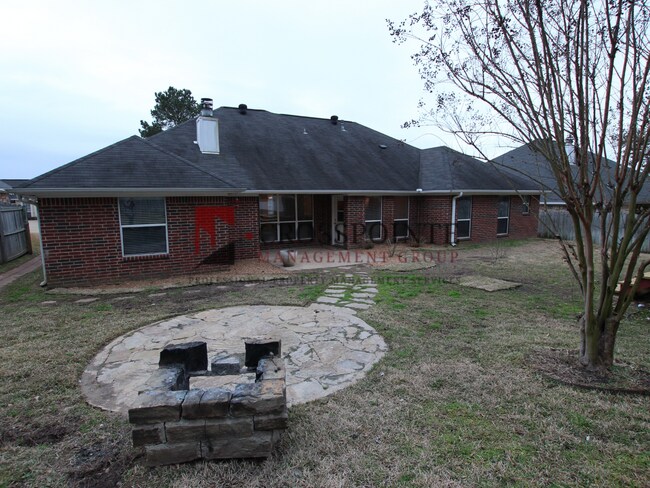 Building Photo - 2092 Rana Pk