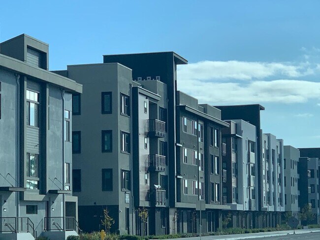 Building Photo - 44828 Fremont Blvd