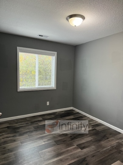 Building Photo - 810 E Ninth St