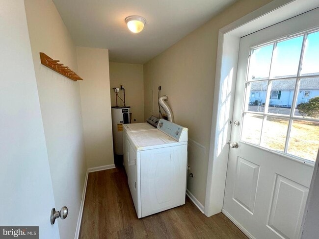 Building Photo - 44972 Serenity Farm Ln