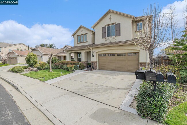 Building Photo - 1124 Europena Dr