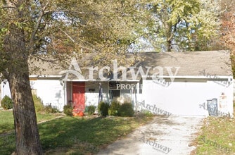 Building Photo - 5016 August Ct