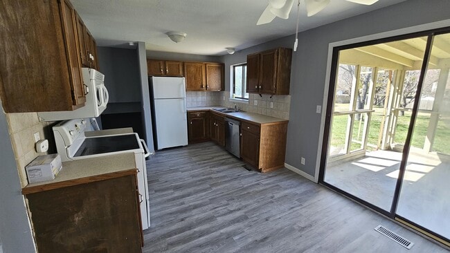 Building Photo - 6834 E Winterberry Cir