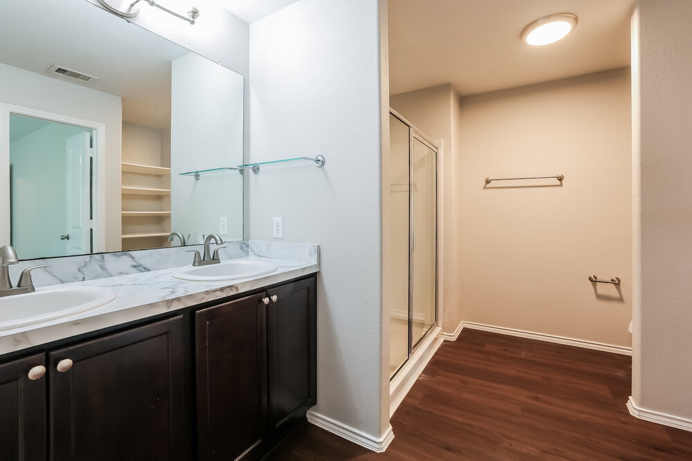 Building Photo - 20335 Louetta Reach Dr