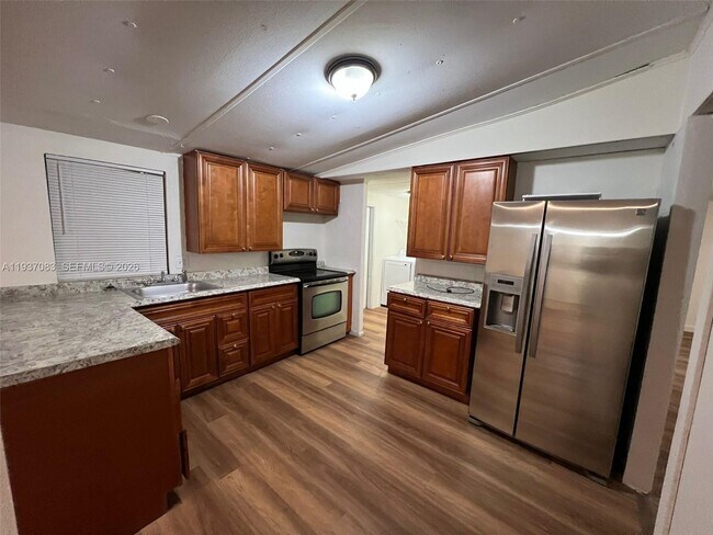 Building Photo - 10492 S 228th Ln