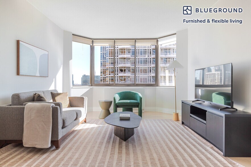 Primary Photo - 155 E 31st St