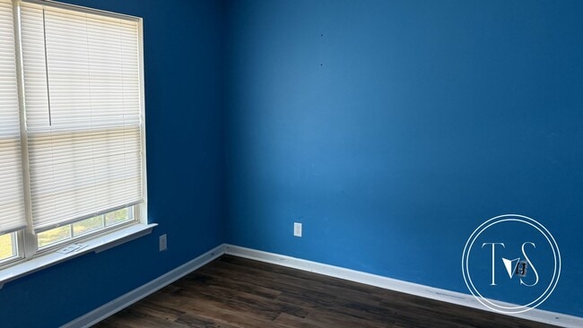 Building Photo - RATE DROP ALERT! (was $3000/month) and SUM...