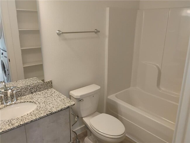 Building Photo - 951 Reading RR Ln