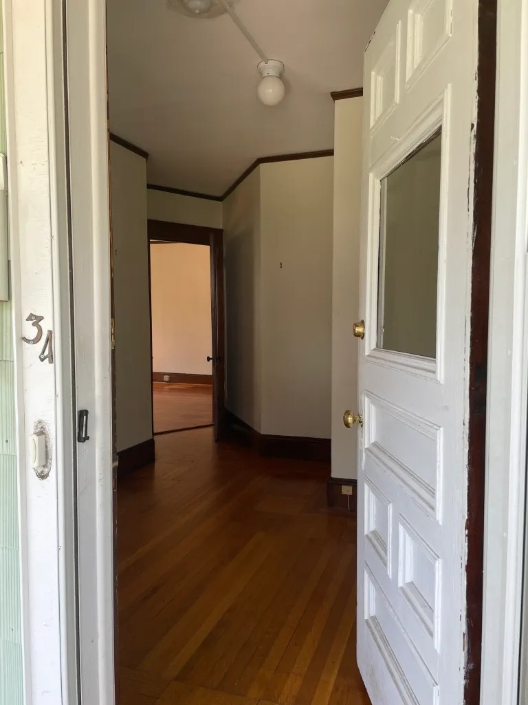 Building Photo - 34 Day Ave