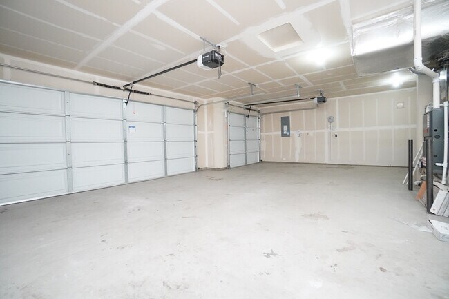 Building Photo - 3154 N Greengate Wy
