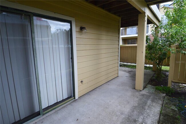 Building Photo - 8742 Mallard Reserve Dr
