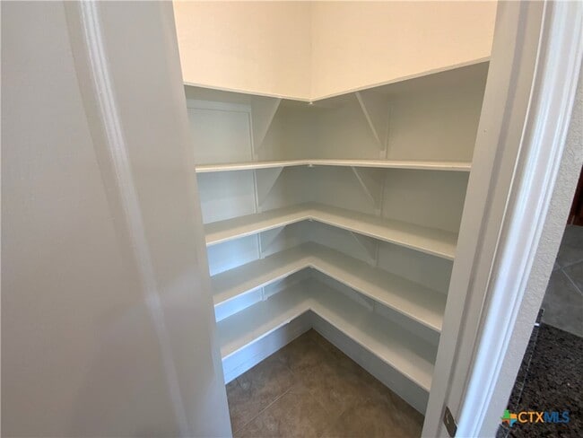 Building Photo - 1407 Chalice Dr