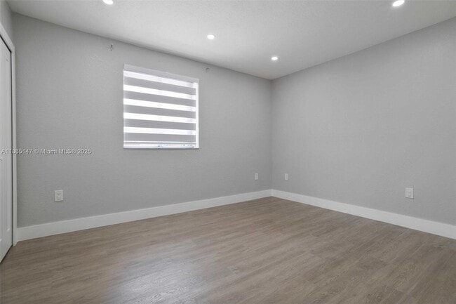 Building Photo - 3378 W 80th St