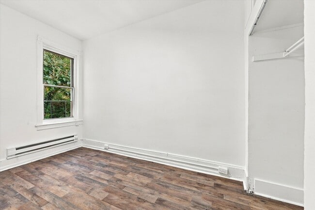 Building Photo - 1216 N 41st St
