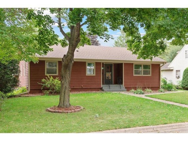 Building Photo - Beautiful Ranch Style 3BR 2BA Home in Milaca