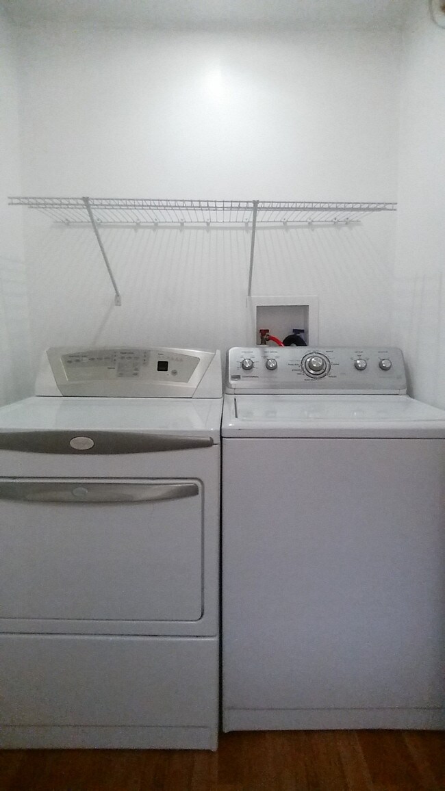 Building Photo - 3618 McRee Ave