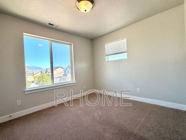 Building Photo - 4102 W 1800 N