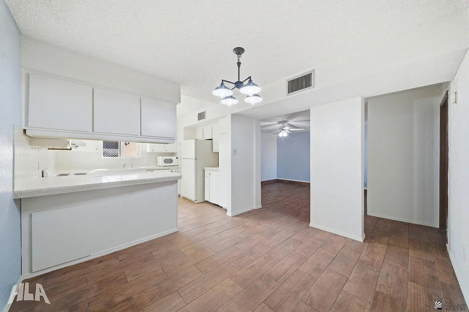 Building Photo - 2240 S Elks Ln