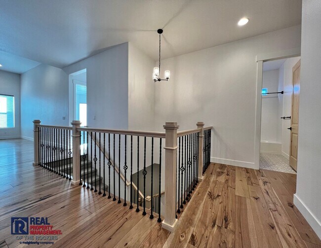 Building Photo - Gorgeous 4 bed 3 bath + Office home located on the 12th Tee of the TPC golf Course!