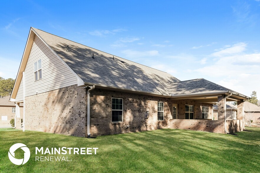 Building Photo - 188 Windy Creek Dr