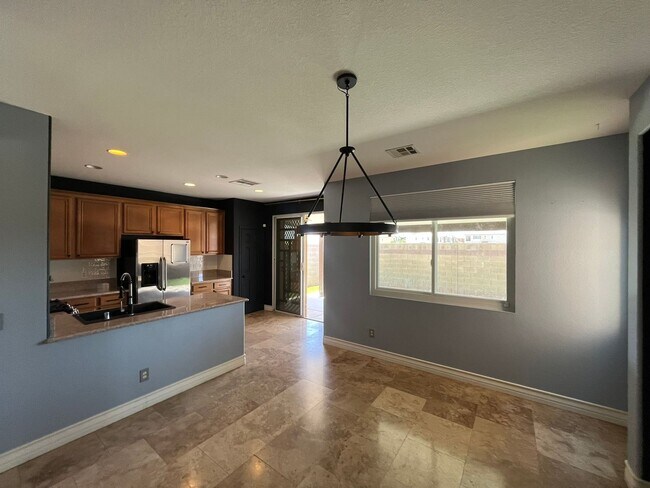 Building Photo - Stylish 3-Bedroom Home with Loft in Gated Community