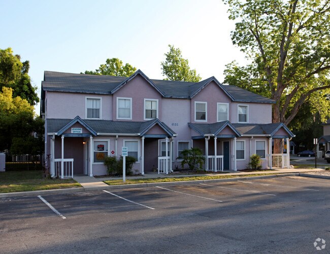 Callahan Oaks 651 W Jefferson St Orlando FL 32801 Apartment Finder