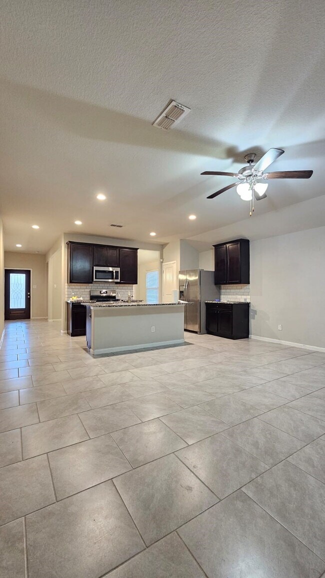 Building Photo - 4339 Isaac Bay Dr