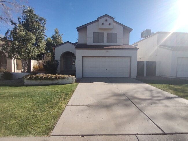 Primary Photo - 5118 W Mercury Way