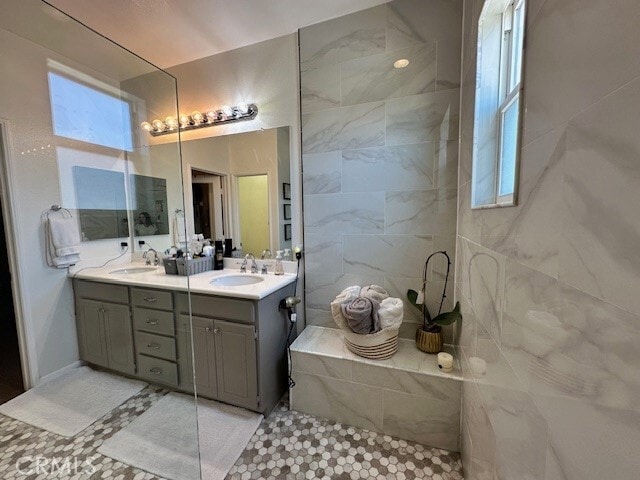 Building Photo - 15931 Moonflower Ave