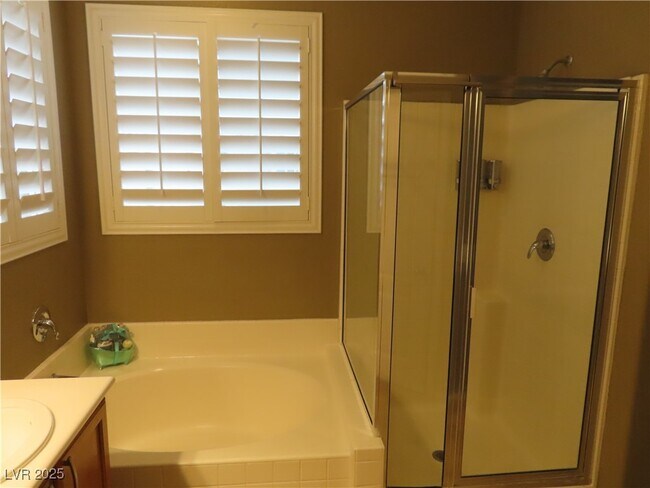 Building Photo - 4318 Via Dana Ave